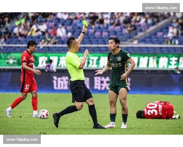 VAR 误判难挡弗兰克读秒救赎!浙江队长补时绝平海港,坦言:专注比赛终获回报 VAR 误判难挡弗兰克读秒救赎!浙江队长补时绝平海港,坦言:专注比赛终获回报