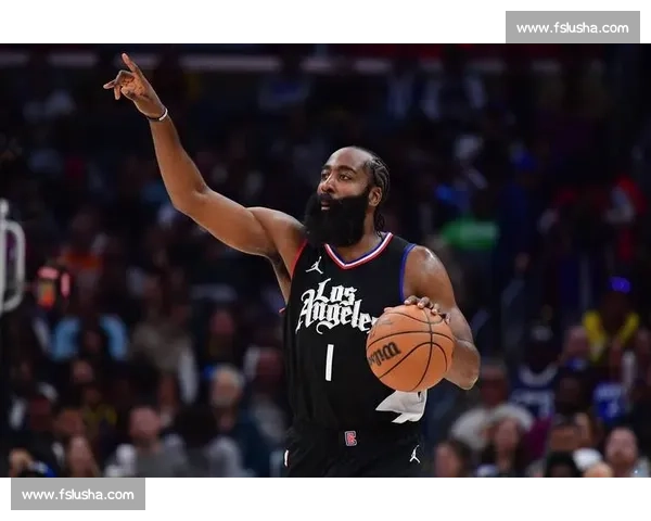 历史性突破！尼克斯瞄准南卡三冠教头，NBA 或迎首位女主帅